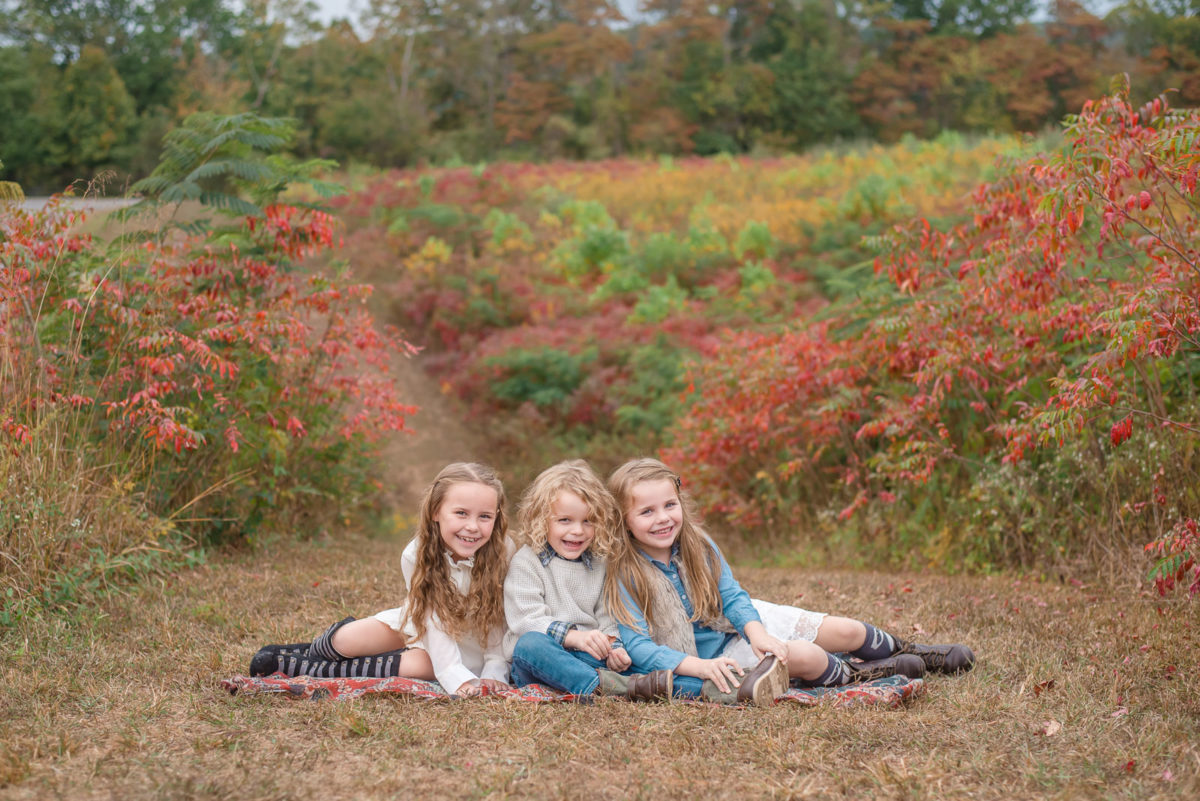 Fall colors family photo at melton hill park