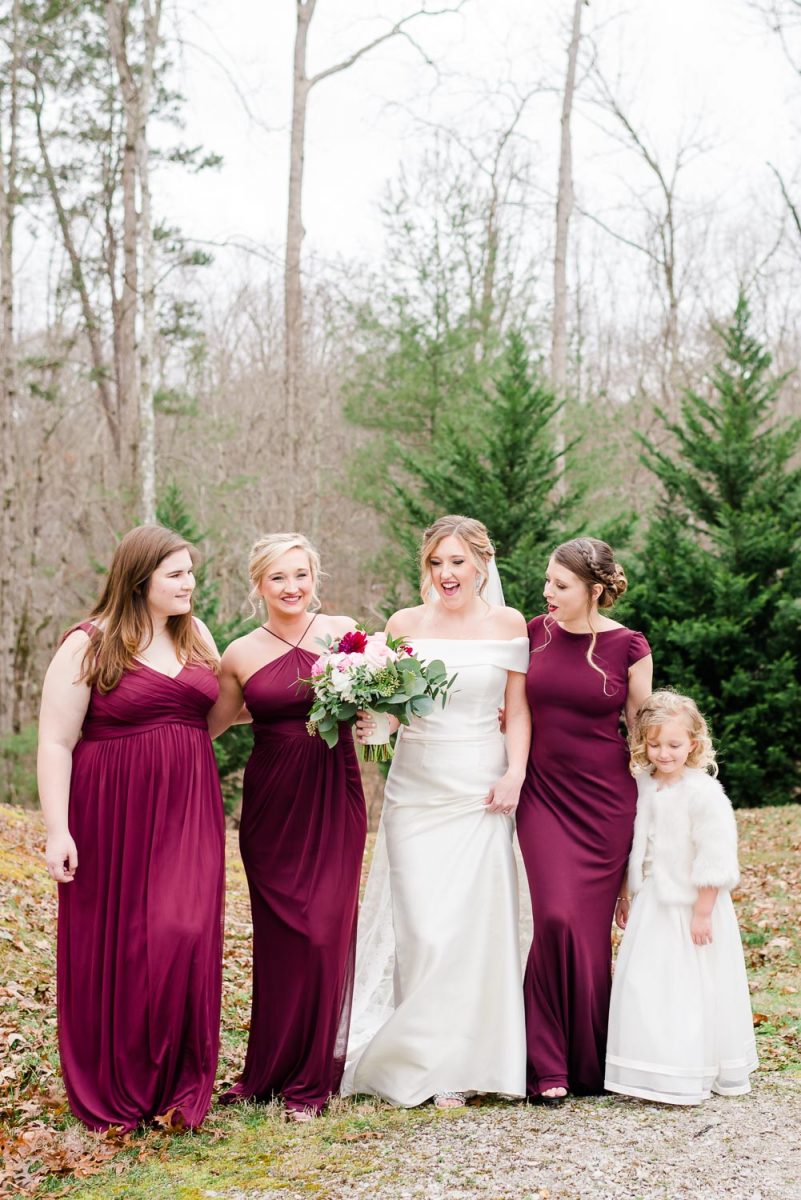 Whitestone Inn Winter Wedding | Nelya Knoxville Wedding Photographer